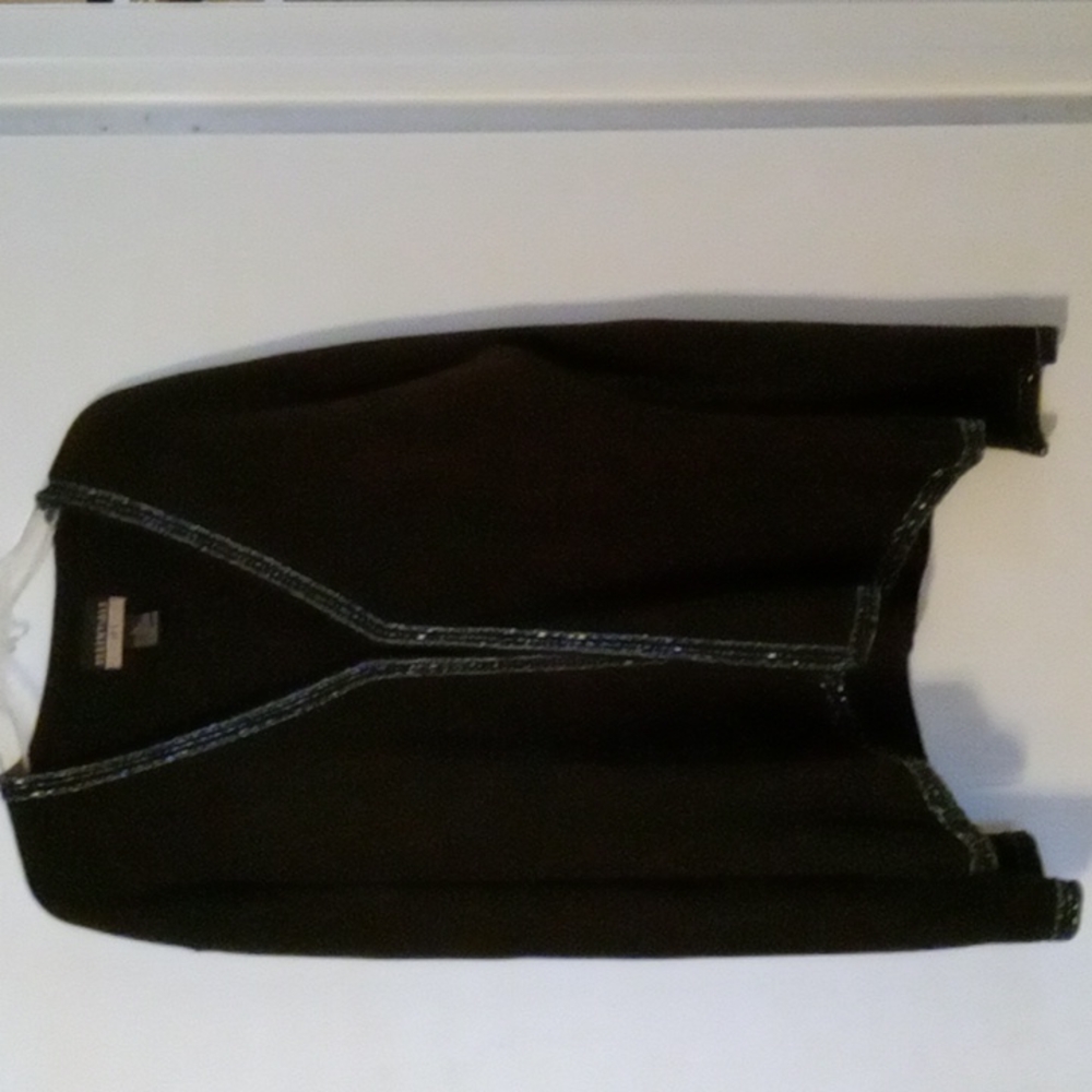 Essentials,L,Black - image 1